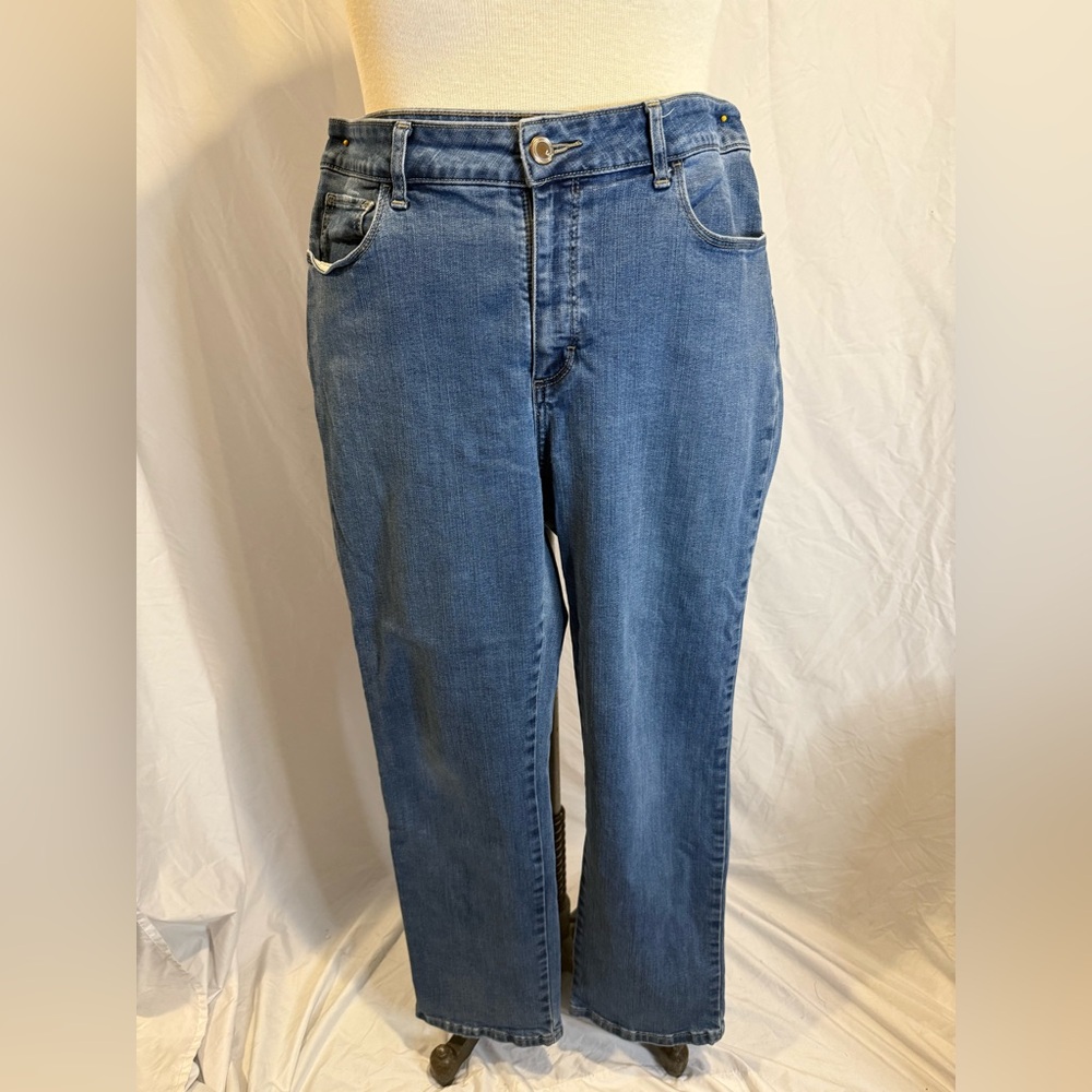 Lee Classic Fit Blue Jeans